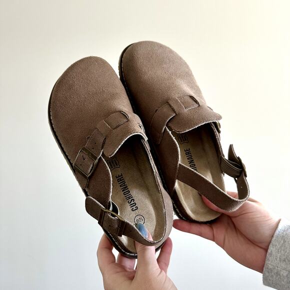 Cushionaire Brooklyn Clog Taupe - Picture 1 of 8